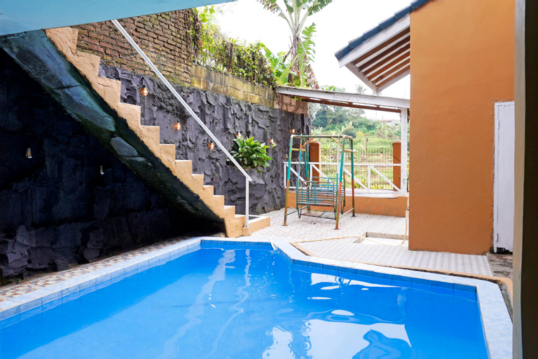 Swimming Pool 3