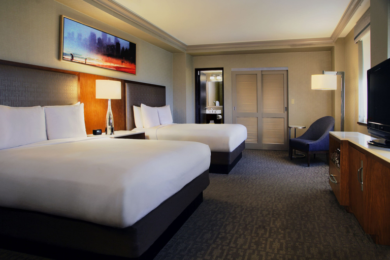 Bedroom 3, Hilton Chicago, Cook