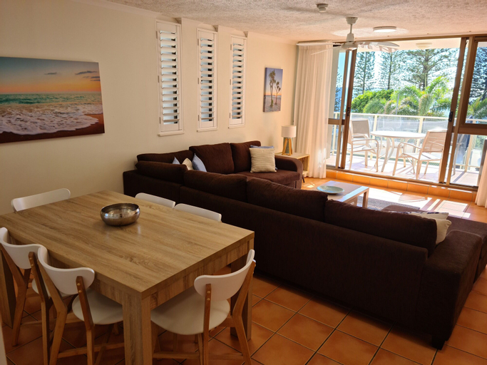Dining Room 14