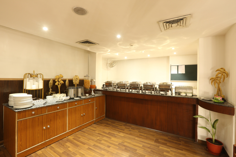 Food & Drinks 5, Arch Plaza - Near Yashobhoomi Dwarka, Delhi
