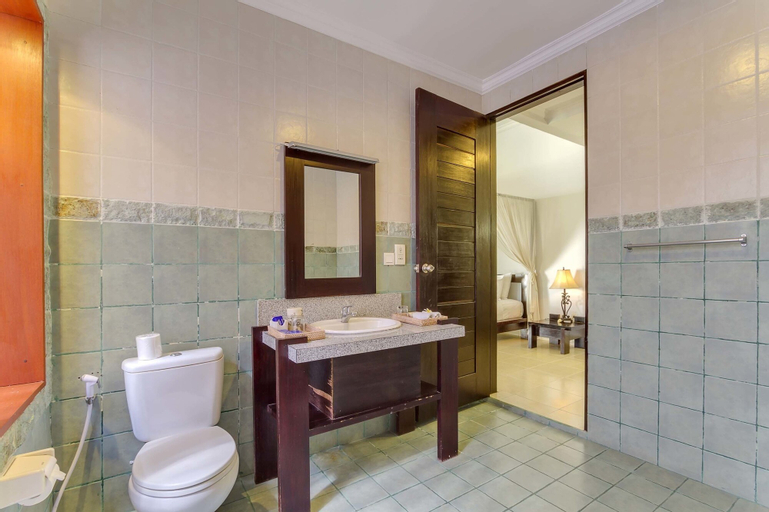 Bathroom 6