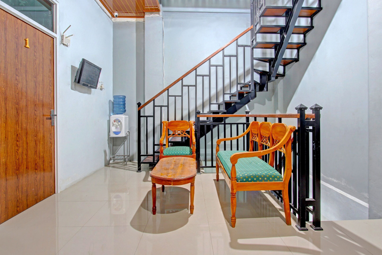 Others 4, OYO 91960 Fariza House Syariah, Kendal
