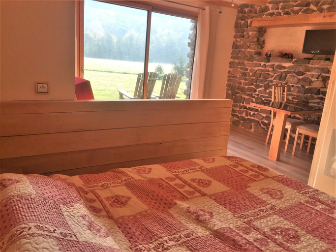 Bedroom 3, Alcove du Velay, Haute-Loire