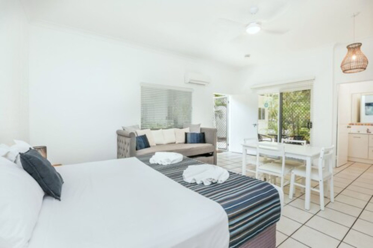 Bedroom 12