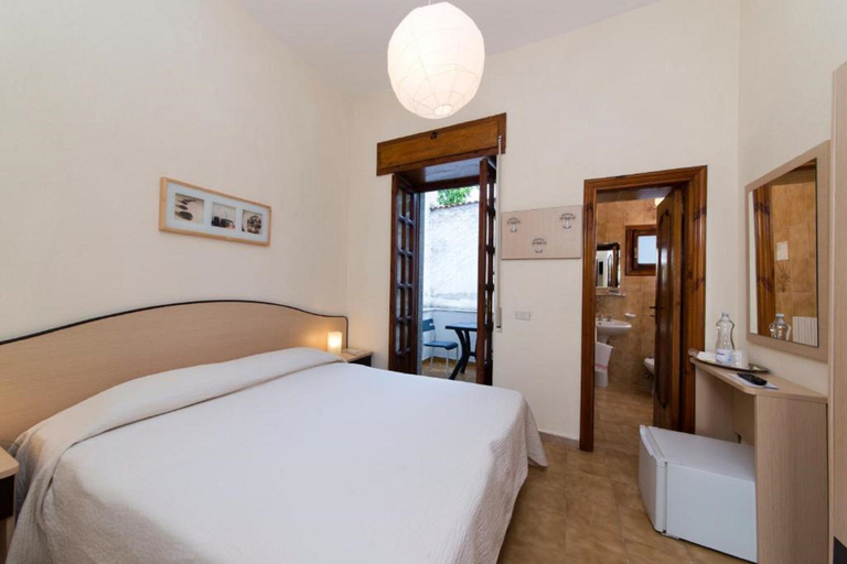 Bedroom 3, Casa di Meglio Dependance, Napoli