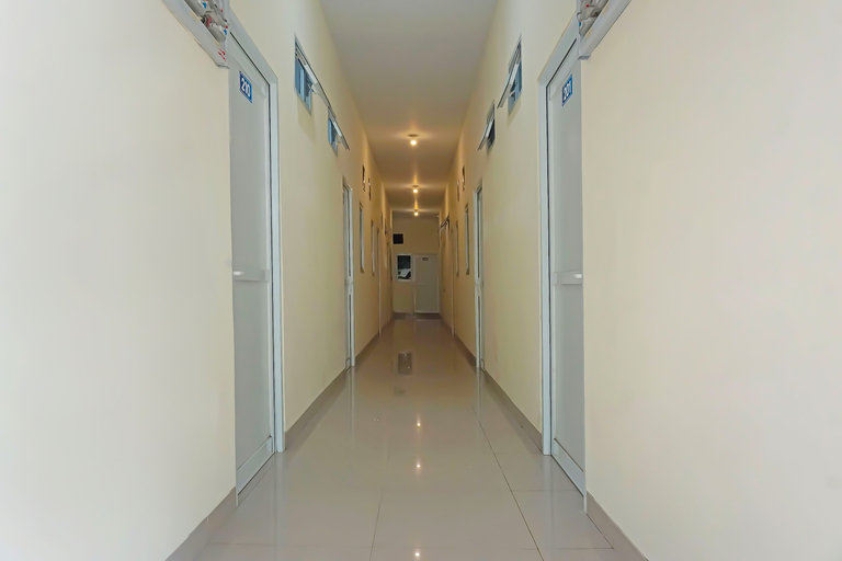 Public Area 2, Capital O 91790 S1 Residence, South Tangerang
