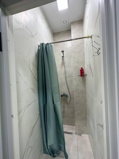 Bathroom 4, izzzi hostel Bishkek, Bishkek