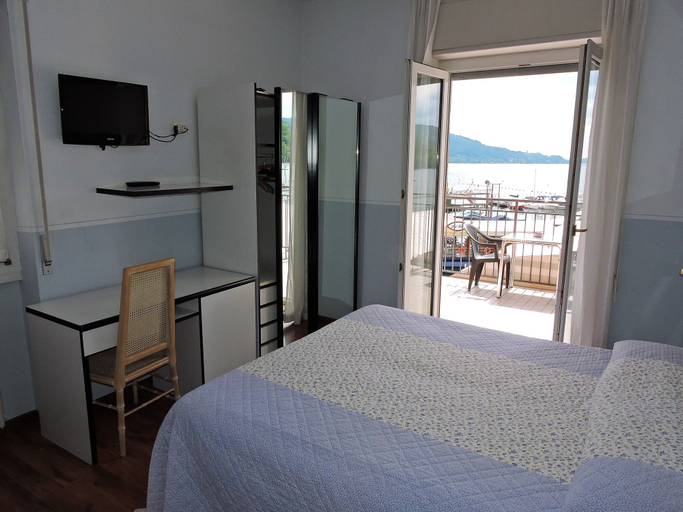 Bedroom 3, Hotel Capri, Novara