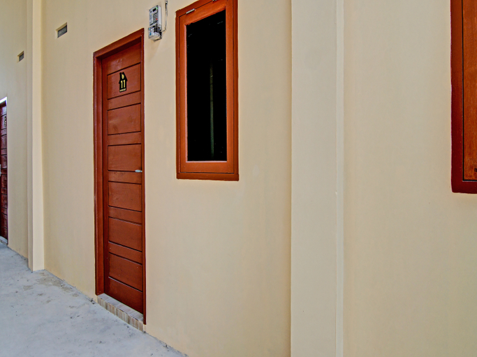 Public Area 3, Hotel O Djasur Kost, Pekanbaru