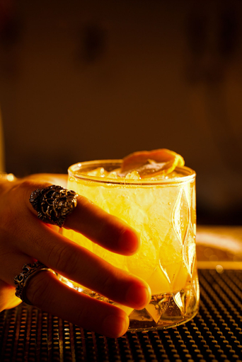 Food & Drinks 5, Casta Diva Urla, Urla