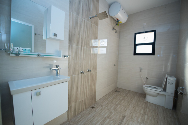 Bathroom, AL Hawiyah Camp, Biddiya