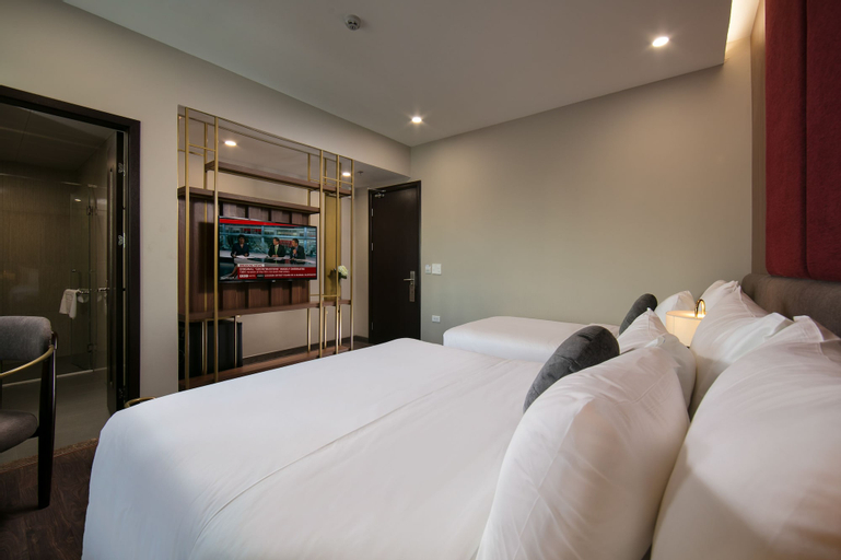 Bedroom 12