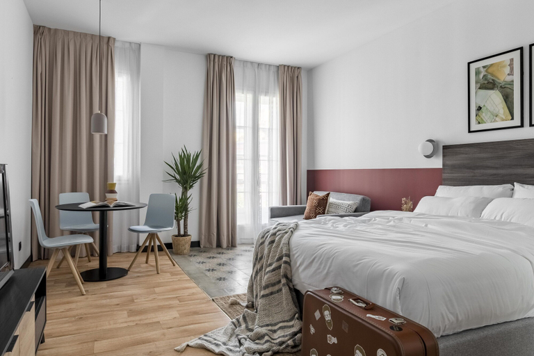 Bedroom 2, Bob W Madrid Atocha, Madrid