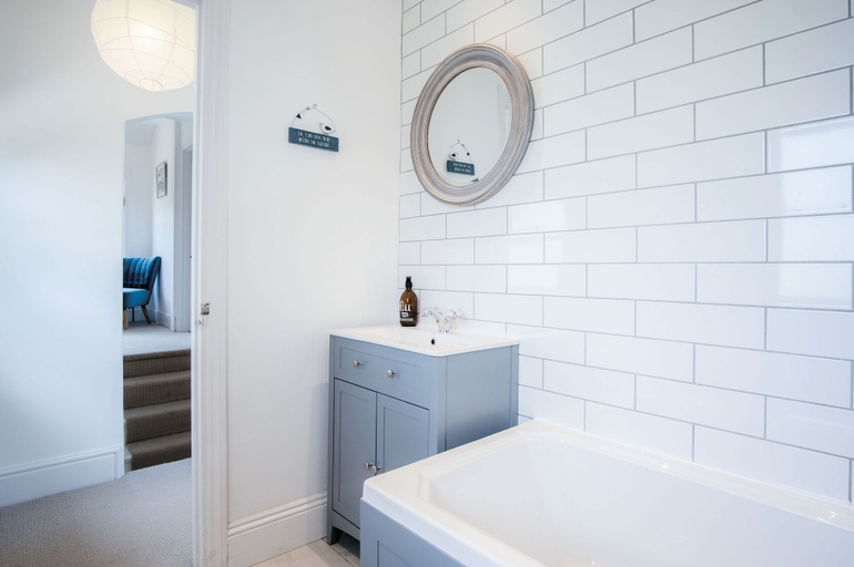 Bathroom 3, Penlan - 3 Bedroom Cottage - Saundersfoot, Pembrokeshire