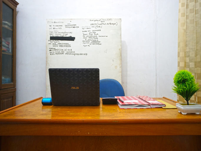 Public Area 2, Hotel O Adela, Toba