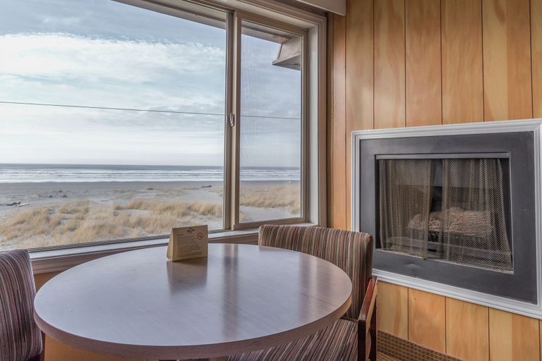 Others 5, Ebb Tide Oceanfront Inn, Clatsop