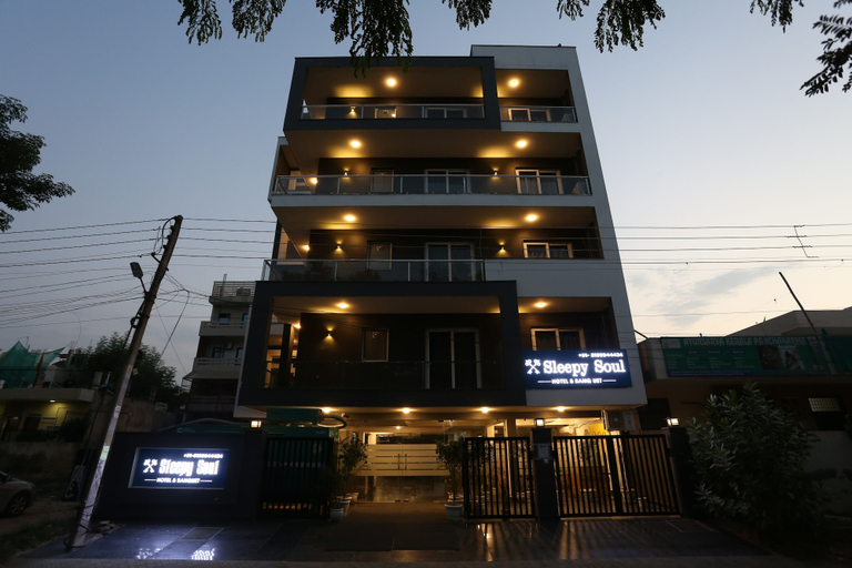 Exterior & Views 2, Sleepy Soul by STEPiNN, Gurgaon