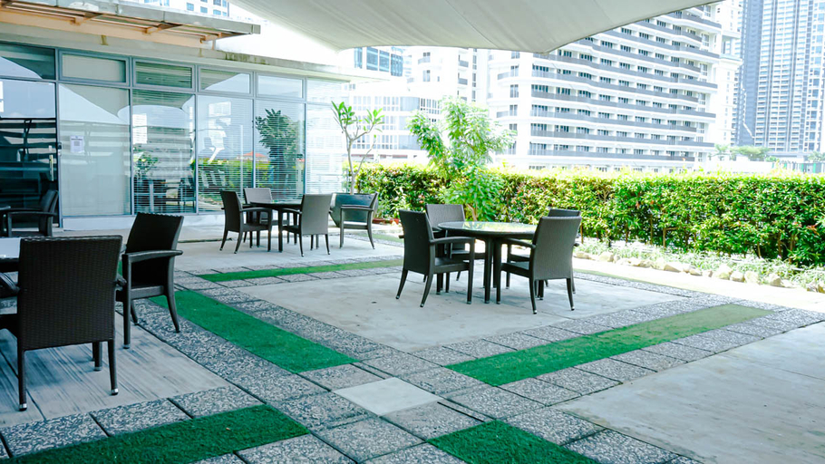 Food & Drinks 4, Marina Puteri Harbour by Perfect Host, Johor Bahru