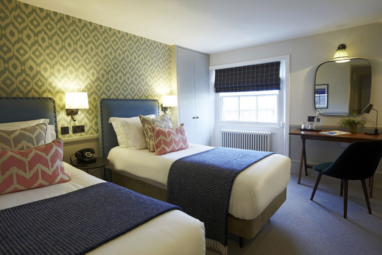 Bedroom 3, Room Mate Lime Tree, London