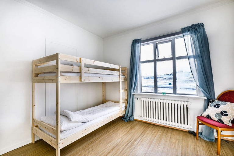Bedroom 2, Riverside Hostel, Blönduós