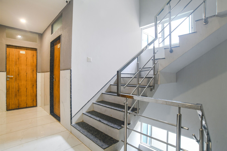 Others 5, Fabhotel Unity Landmark, Indore