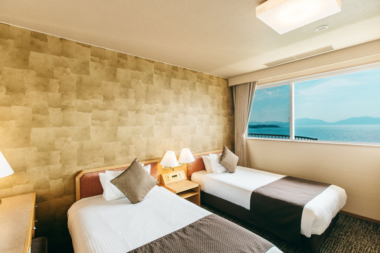 Bedroom 4, KAMENOI HOTEL GENKAINADA All-Inclusive Hotel, Kitakyūshū