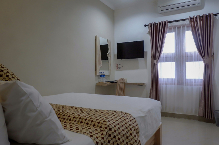 Bedroom 13