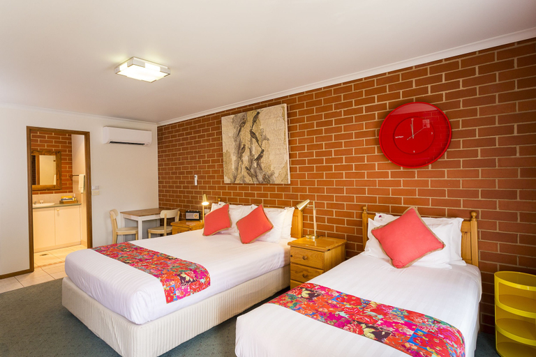 Bedroom 5, Yackandandah Motor Inn, Indigo - Pt A