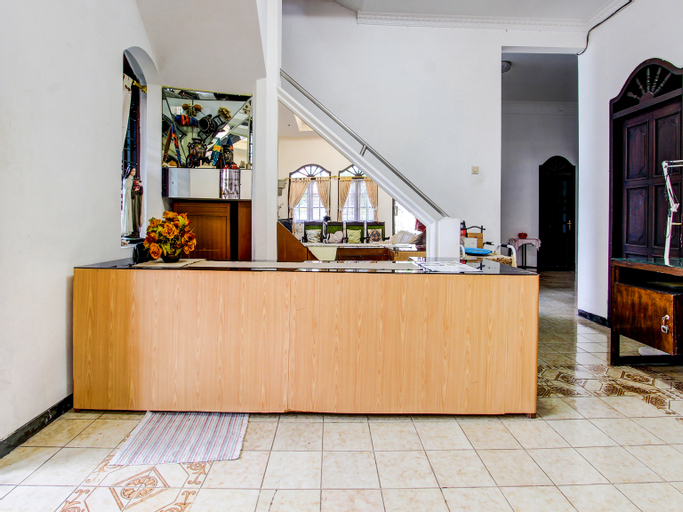Public Area 2, SPOT ON 92623 Mw 46 Guesthouse, Yogyakarta