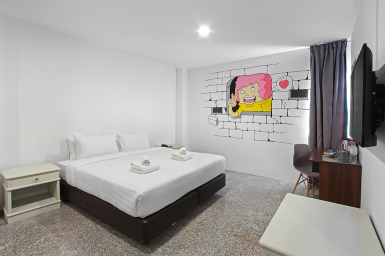 Bedroom 13