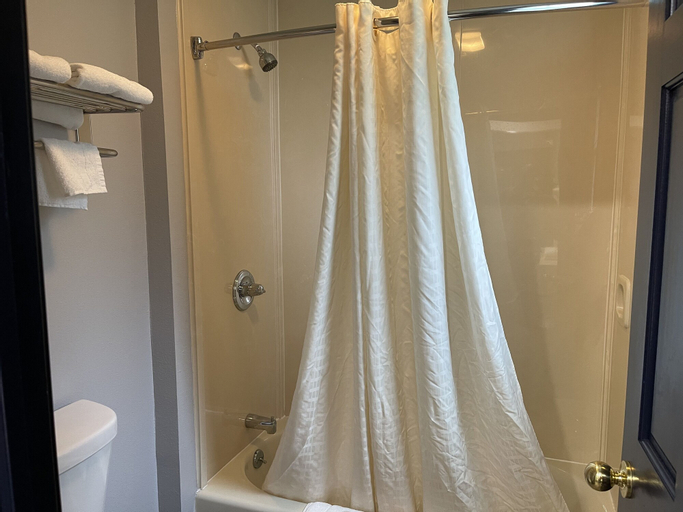 Bathroom 5