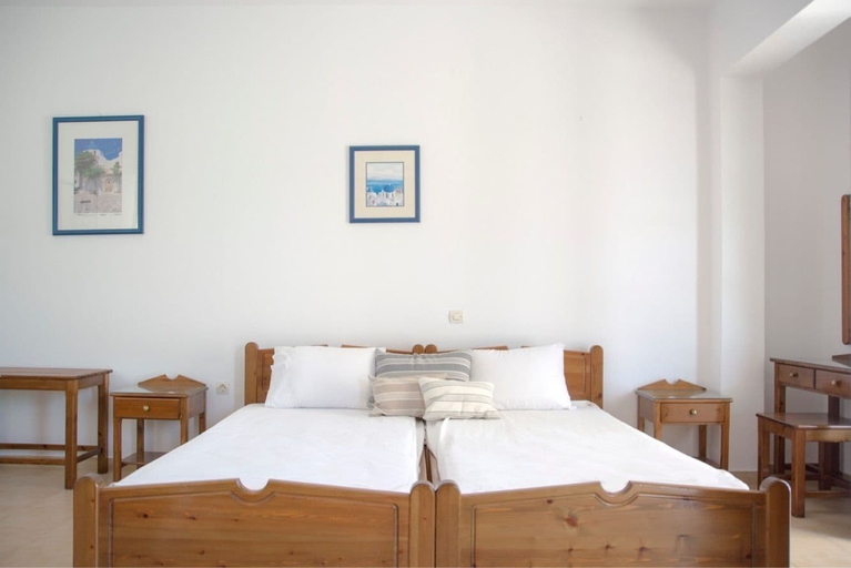 Bedroom 2, Kirki Studios, South Aegean