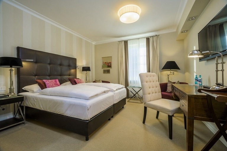 Bedroom 8