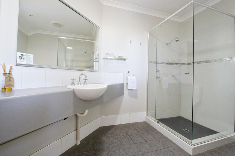 Bathroom 4, Vintages Accommodation, Augusta-Margaret River
