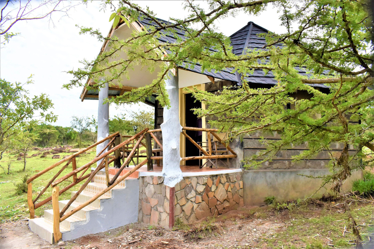 Exterior & Views 2, ELangata Olerai Luxury Camp, Narok West