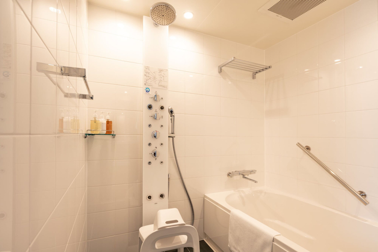 Bathroom 5, Hotel Forza Hakataeki Chikushi - Guchi II, Fukuoka