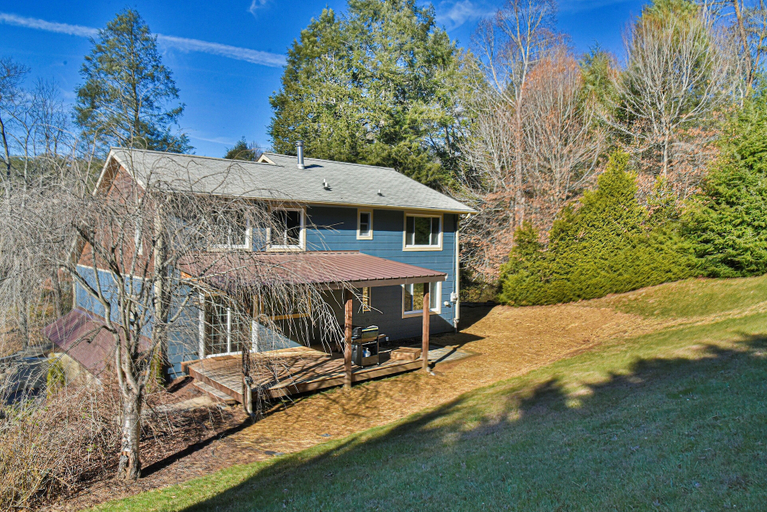 Exterior & Views 2, Kingdom on Knollwood, Buncombe