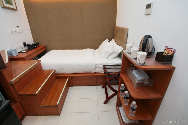 Bedroom 21