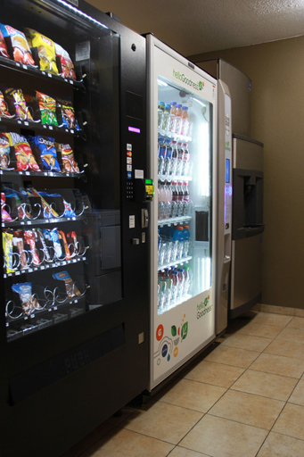 Food & Drinks 5, Ramada by Wyndham Spirit Lake/Okoboji, Dickinson
