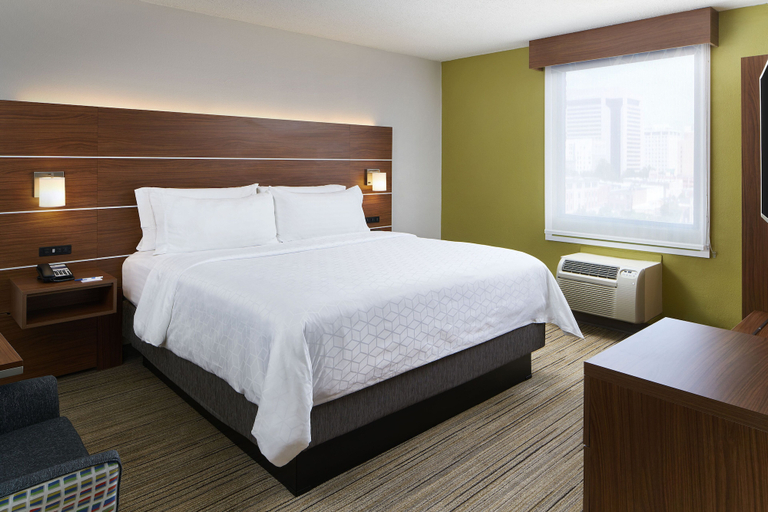 Bedroom 5, Holiday Inn Express RICHMOND - DOWNTOWN by IHG, Richmond