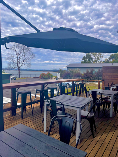 Food & Drinks, Waterfront Apartments, Devonport