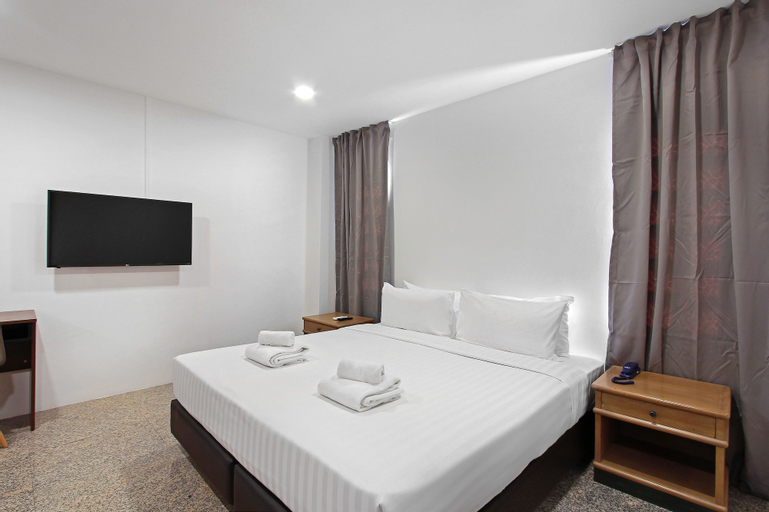 Bedroom 6