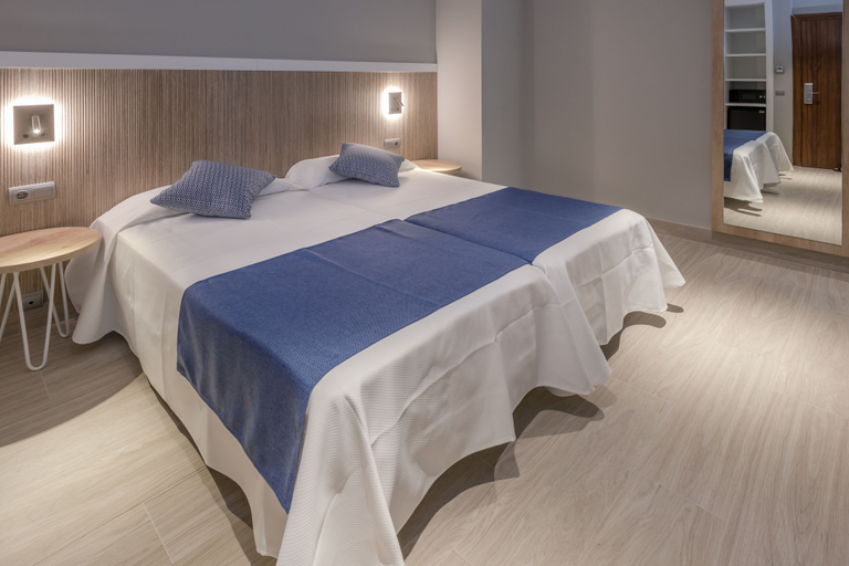 Bedroom 3, 4R Gran Europe, Tarragona