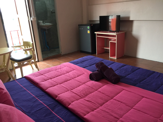 Bedroom 6