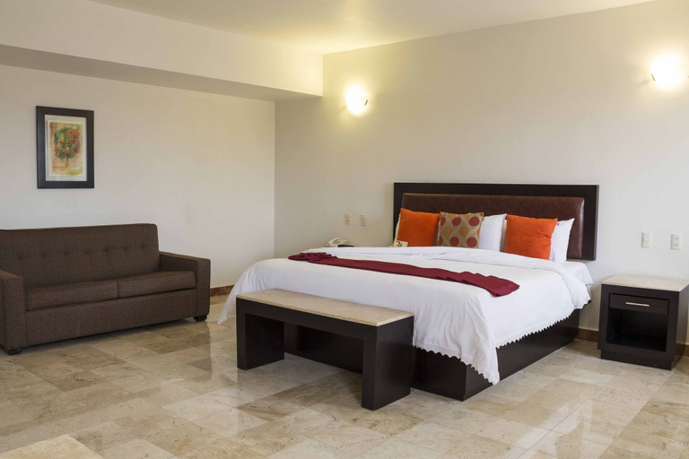 Bedroom 3, Imperio de Angeles Executive León Poliforum, León