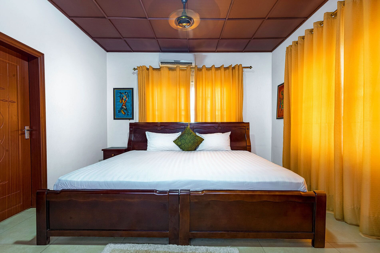 Bedroom 2, Okumah Hotel, Kumasi