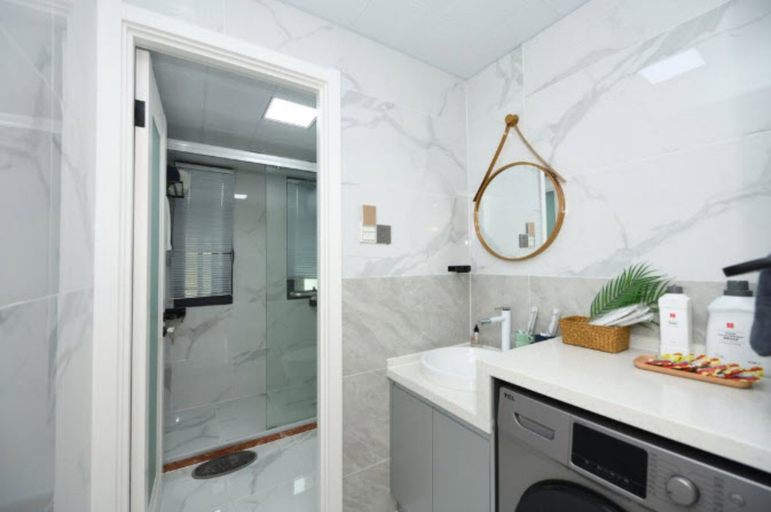 Bathroom, Old Beach Hongkong Style Apartment, Ningbo