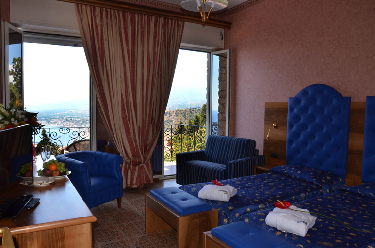 Bedroom 3, Taormina Park Hotel, Messina