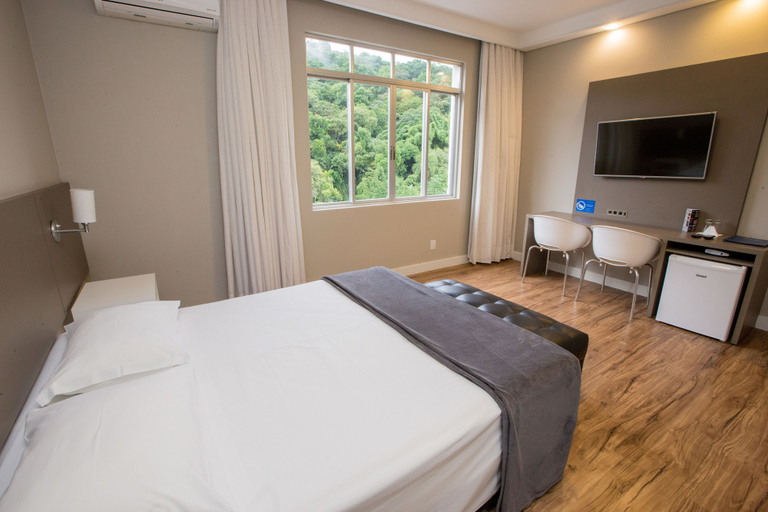 Bedroom 3, Hotel Himmelblau, Blumenau