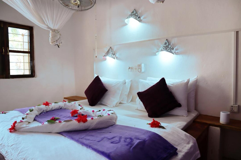 Bedroom 3, Kilimani Kwetu Beach Hotel, Kusini